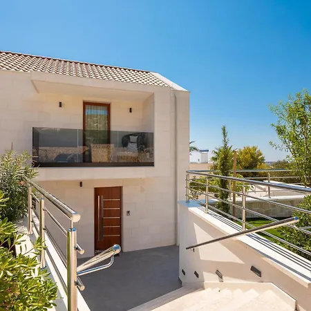 Luxury Sea La Vie With Pool Near Sibenik Villa Jarebinjak