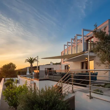 Luxury Sea La Vie With Pool Near Sibenik *