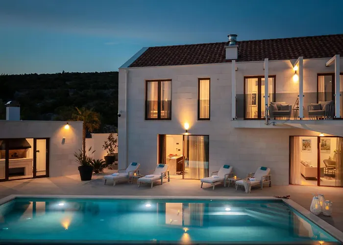 Luxury Sea La Vie With Pool Near Sibenik *