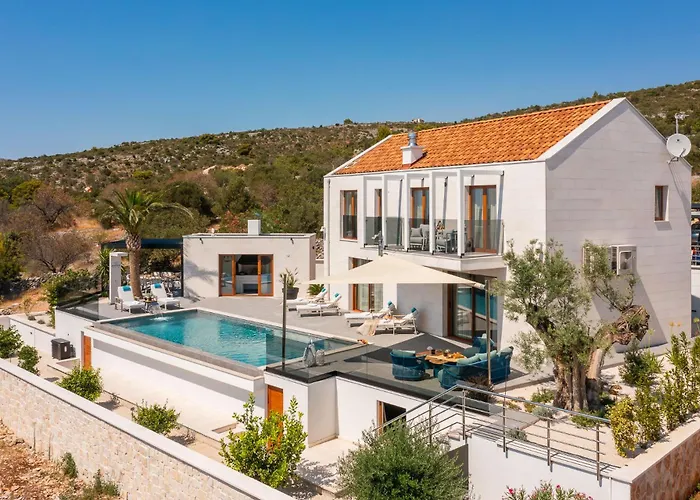 Luxury Sea La Vie With Pool Near Sibenik * Jarebinjak