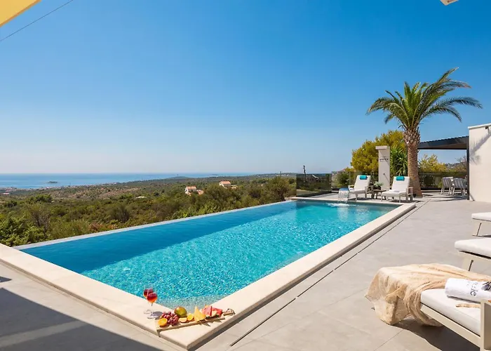 Luxury Sea La Vie With Pool Near Sibenik Jarebinjak