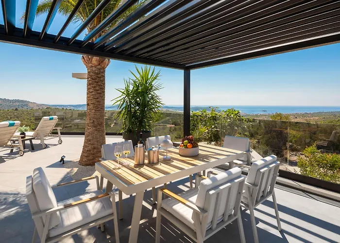 Luxury Sea La Vie With Pool Near Sibenik * Jarebinjak