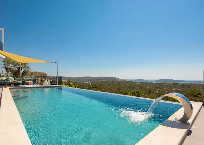 Vila Luxury Sea La Vie With Pool Near Sibenik