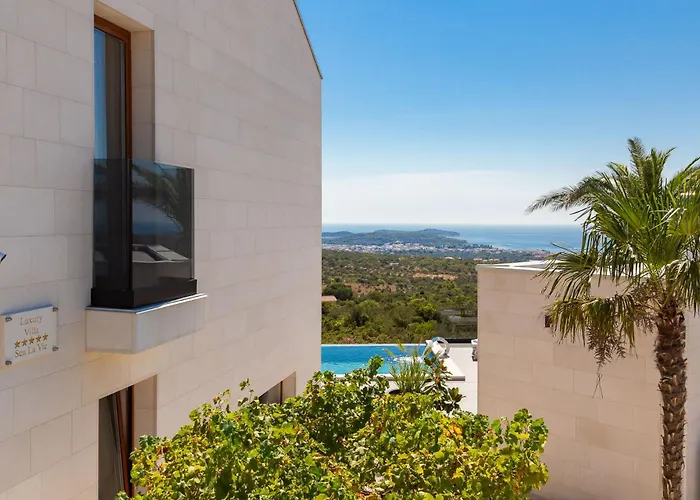 Luxury Sea La Vie With Pool Near Sibenik
