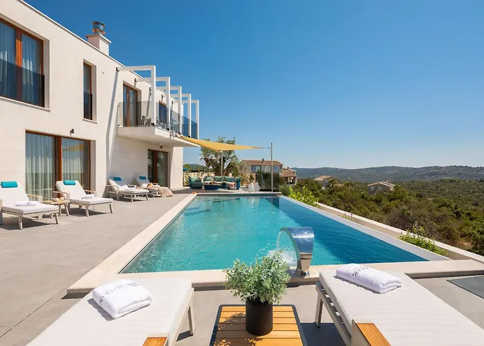 Luxury Sea La Vie With Pool Near Sibenik Villa Jarebinjak