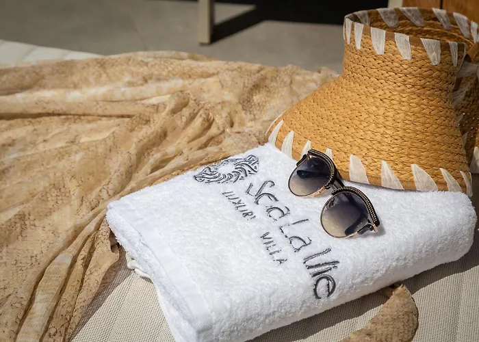 Luxury Sea La Vie With Pool Near Sibenik Villa