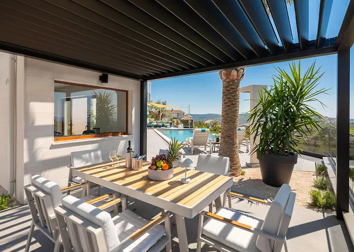 Luxury Sea La Vie With Pool Near Sibenik Jarebinjak