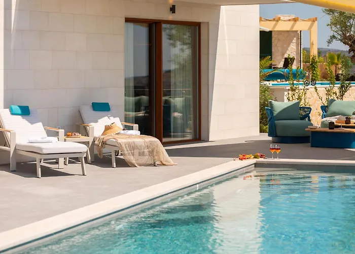 Luxury Sea La Vie With Pool Near Sibenik Jarebinjak