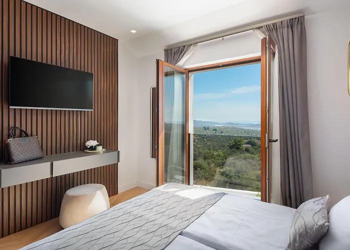 Luxury Sea La Vie With Pool Near Sibenik *