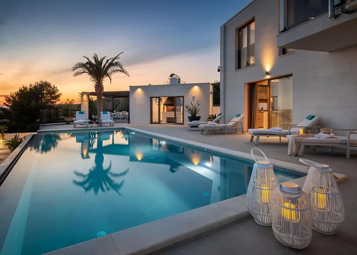 Villa Luxury Sea La Vie With Pool Near Sibenik