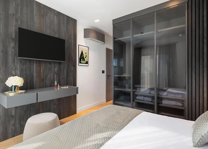 Vila Luxury Sea La Vie With Pool Near Sibenik Jarebinjak