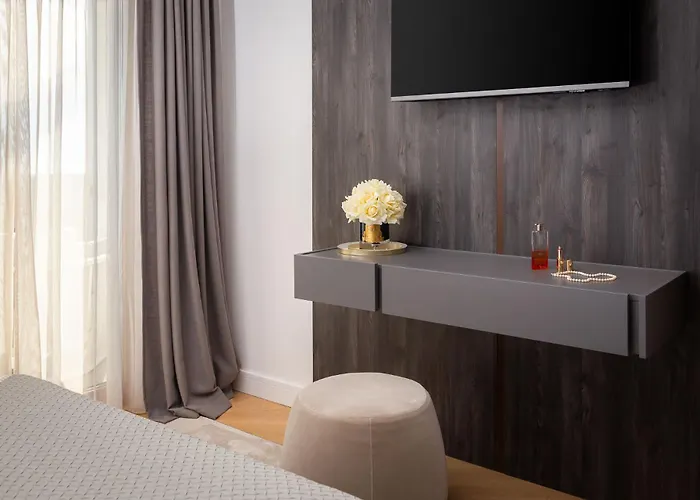 Luxury Sea La Vie With Pool Near Sibenik Vila