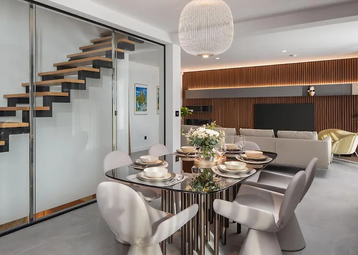 Villa Luxury Sea La Vie With Pool Near Sibenik