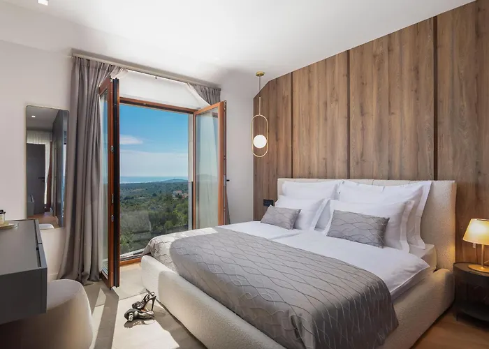 Luxury Sea La Vie With Pool Near Sibenik Vila Jarebinjak