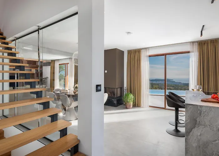 Luxury Sea La Vie With Pool Near Sibenik