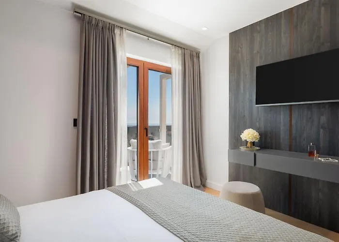 Luxury Sea La Vie With Pool Near Sibenik Villa Jarebinjak