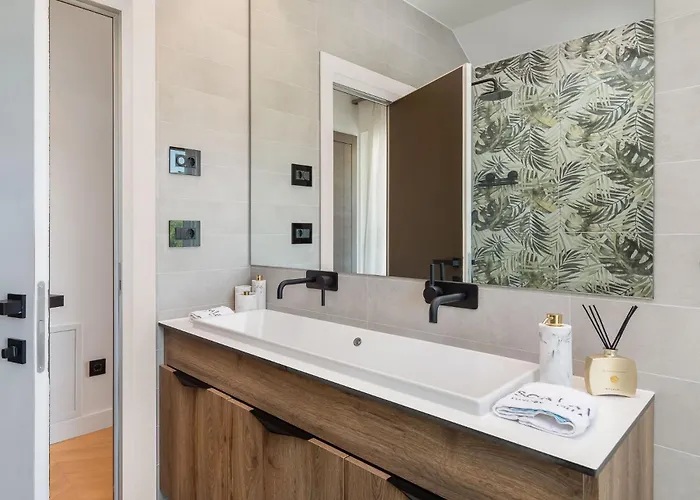 Vila Luxury Sea La Vie With Pool Near Sibenik Jarebinjak